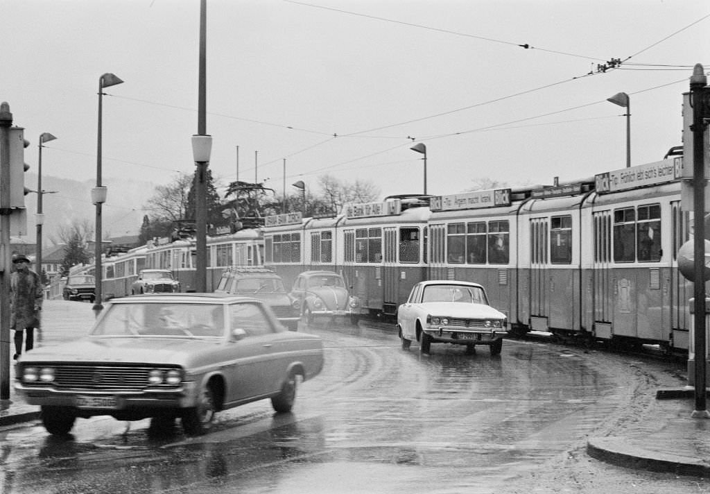 #63 Tramway traffic jam, Bellevue in Zurich, 1970