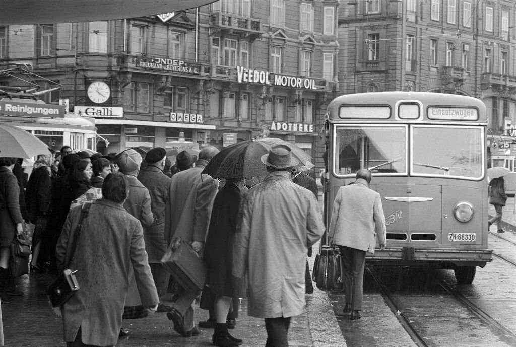 #73 Tramway traffic jam in Zurich 1970