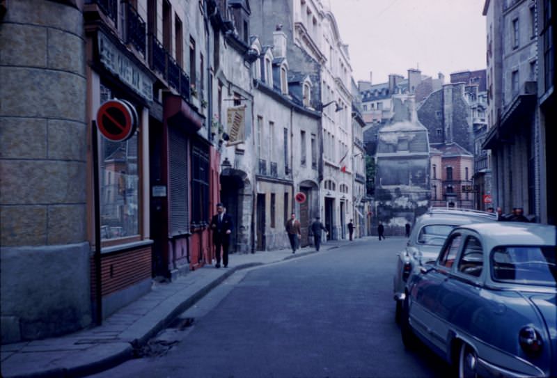 #81 Rue Chanoinesse, 1960