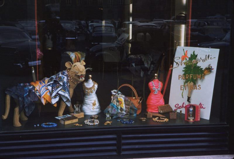 #83 Schiaparelli on Place Vendome, 1960
