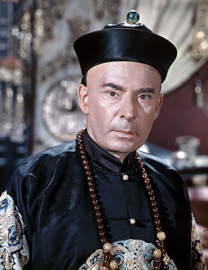 Leo Genn in a scene from the film ’55 Days At Peking’, 1963.