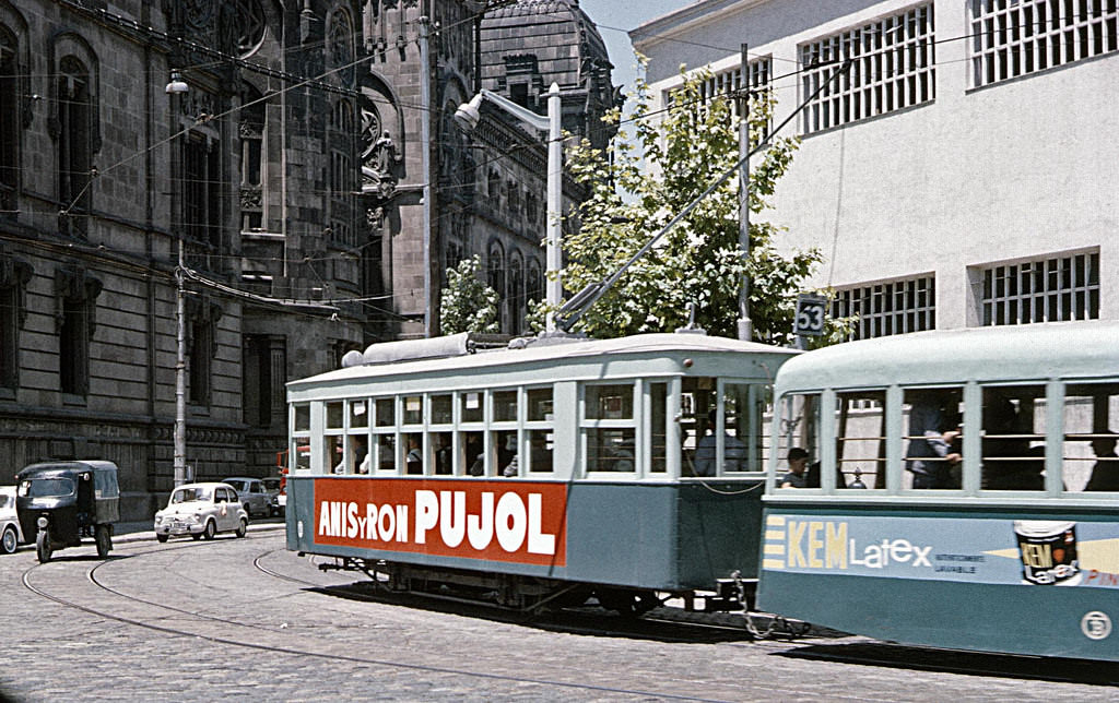 #16 Stunning Color Photos of Barcelona Tramways in the 1960s #16 Vehicles & Transportation