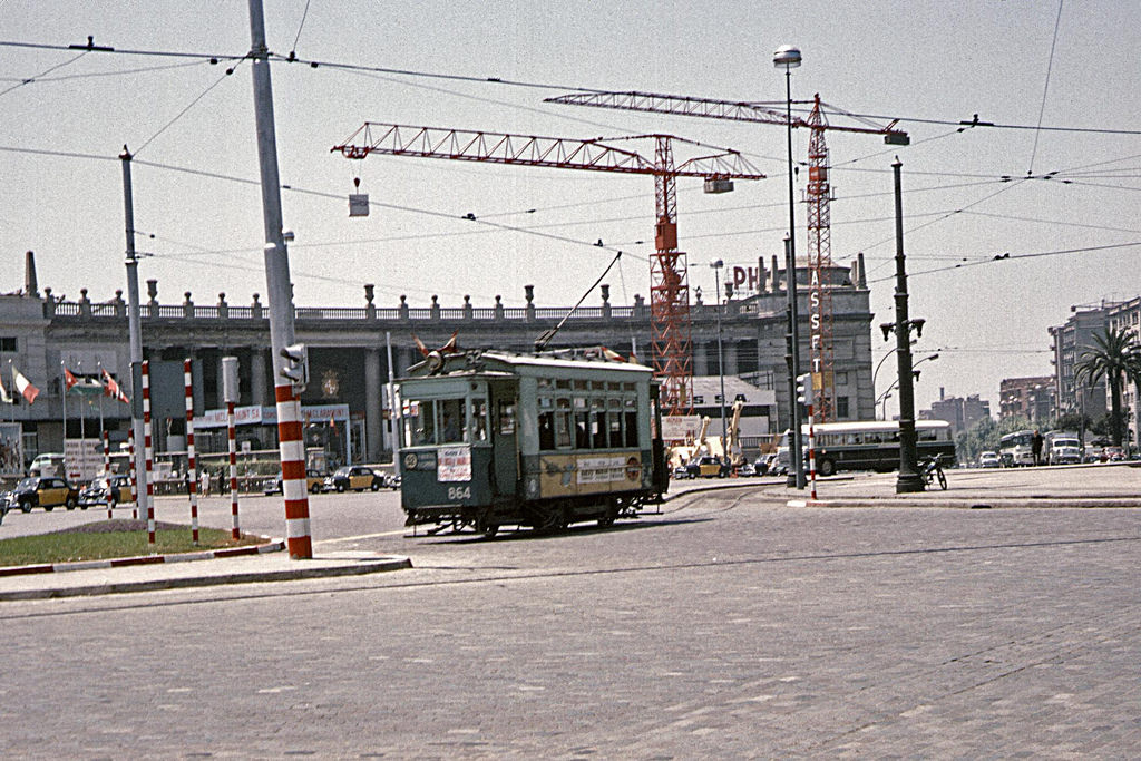 Stunning Color Photos of Barcelona Tramways in the 1960s Vehicles &; Transportation