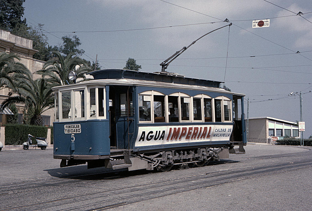 Stunning Color Photos of Barcelona Tramways in the 1960s Vehicles &; Transportation