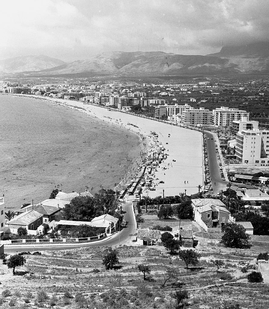 #28 Benidorm, 1964.