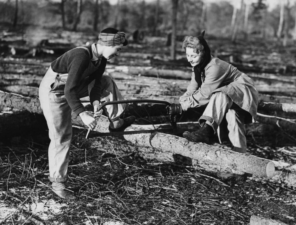 #98 Women’s Timber Corps (WTC)