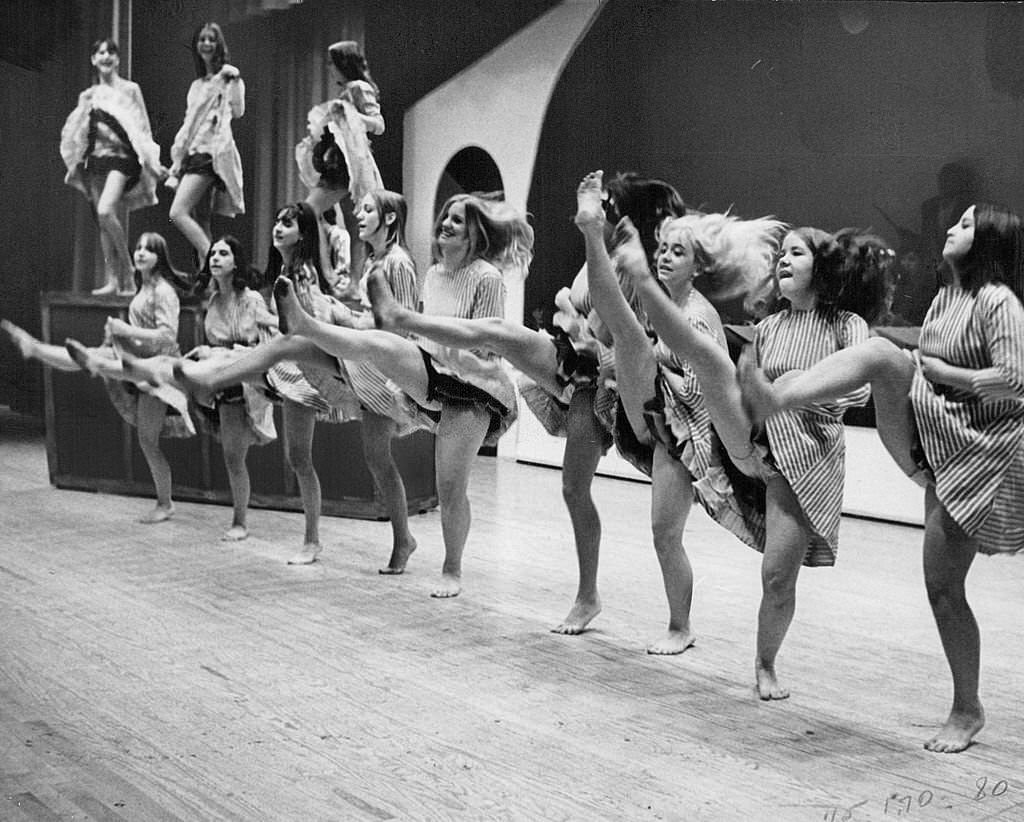 #32 Junior High Students Practice Dance; Ninth graders at John F. Kennedy Juni, 1971