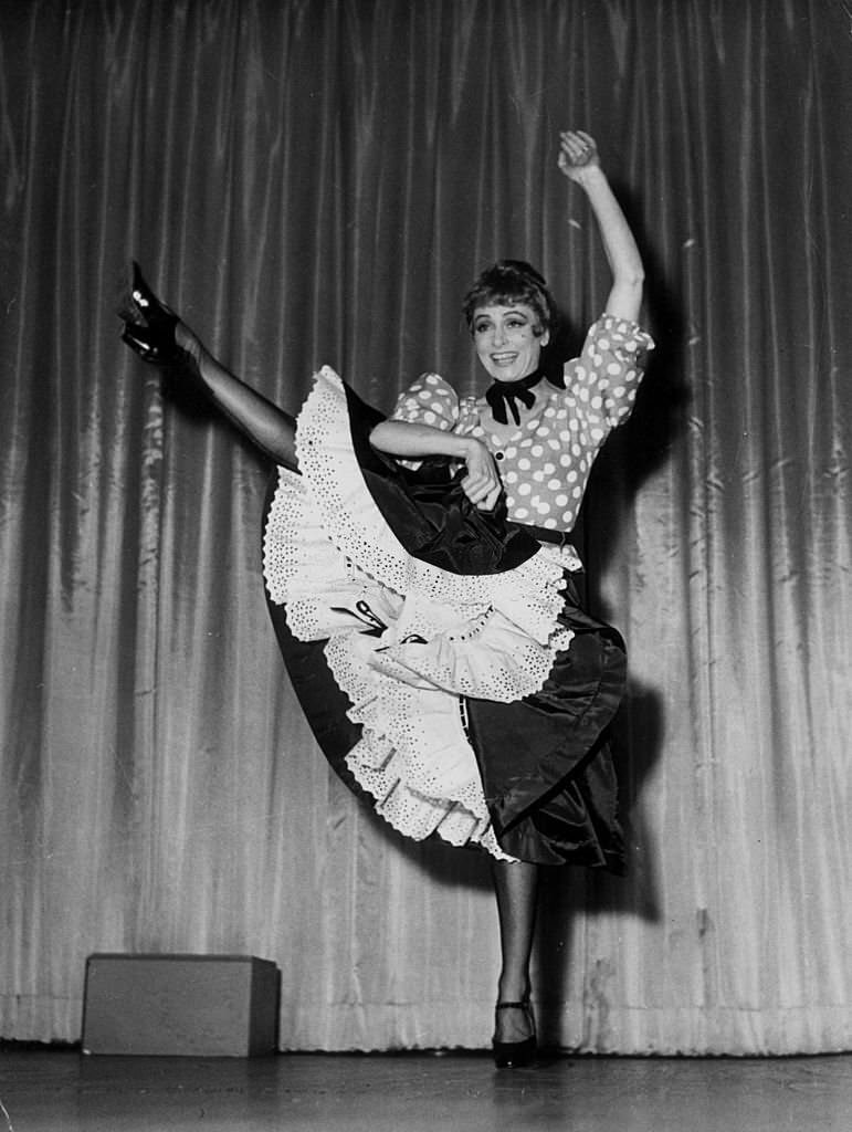 #62 Gala of the Lion’s Club in Paris, 1954