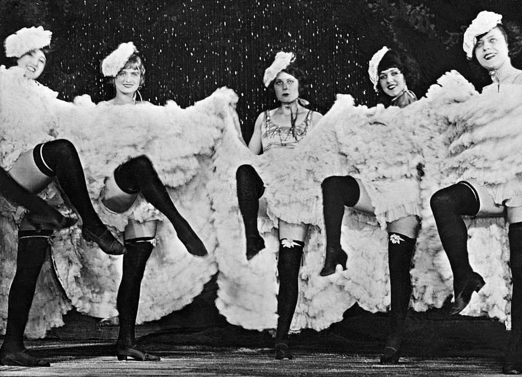 #93 Dance & dancers Revue girls dancing the cancan at the Wintergarten Variety Theater, Berlin, 1928.