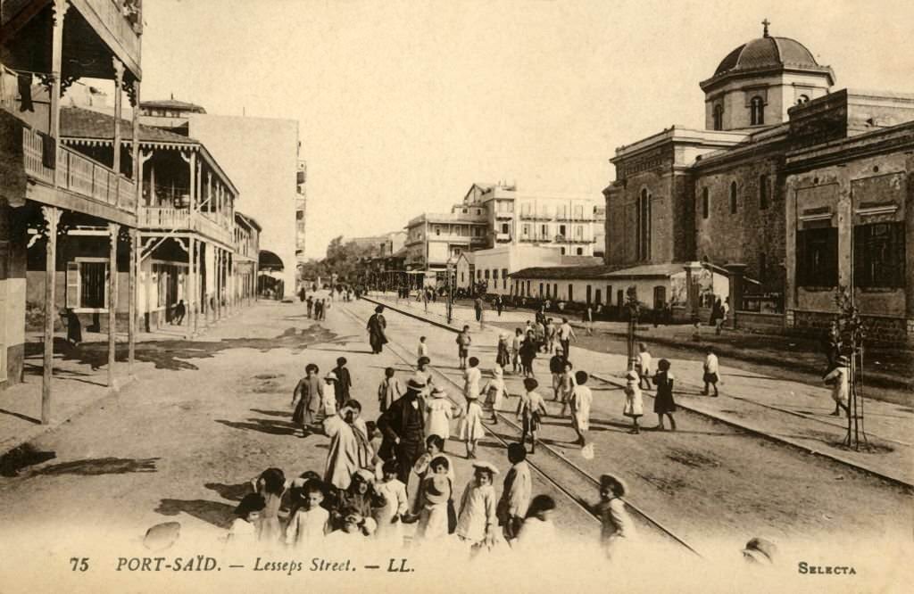 #110 Port-Said – Lesseps Street – LL, 1939