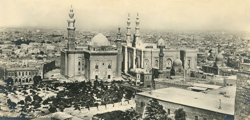 #112 Cairo – General View, 1918