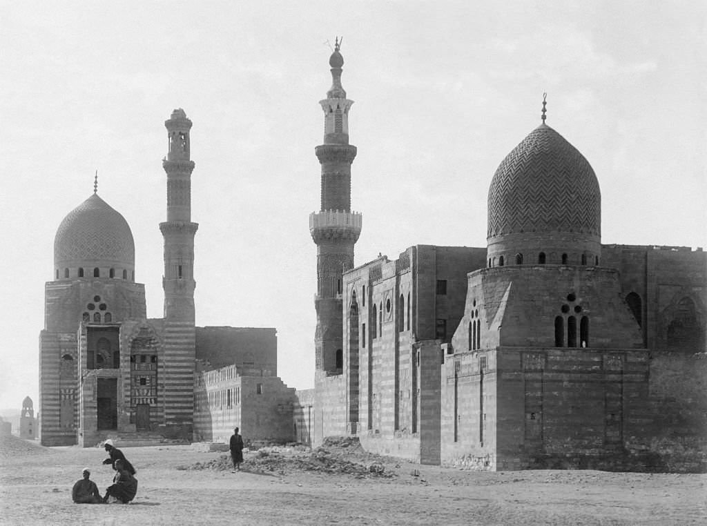 #19 Tombs of the Caliph, Cairo, 1910s
