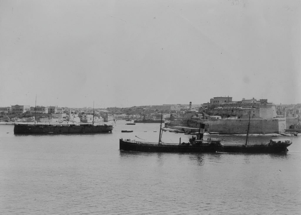 #25 British Boats in Egypt, 1910s