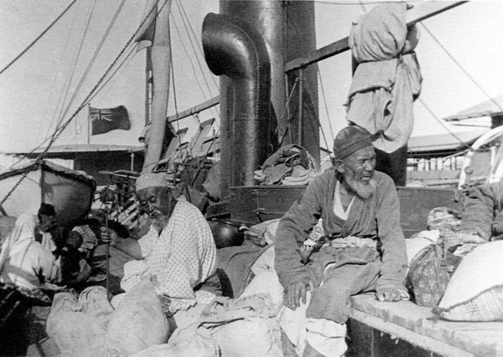 #8 Red Sea, mongolian on missir, 1913