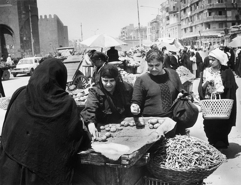#170 Market scenery, Cairo, 1970s