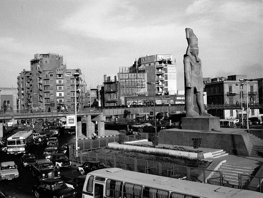 #172 Statue of the Pharao Ramses in front of the Central Station