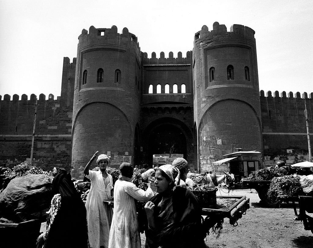 #184 City wall Cairo, 1976