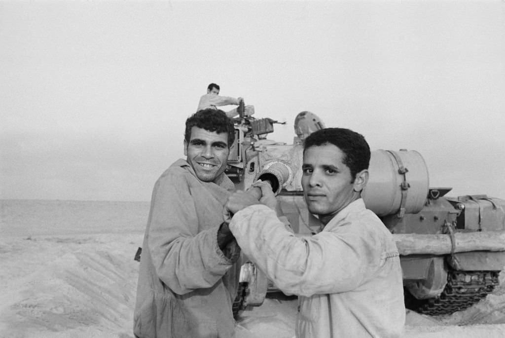 #33 Egyptian soldiers on the Suez Canal front during the Yom Kippur War in October 1973, Egypt.