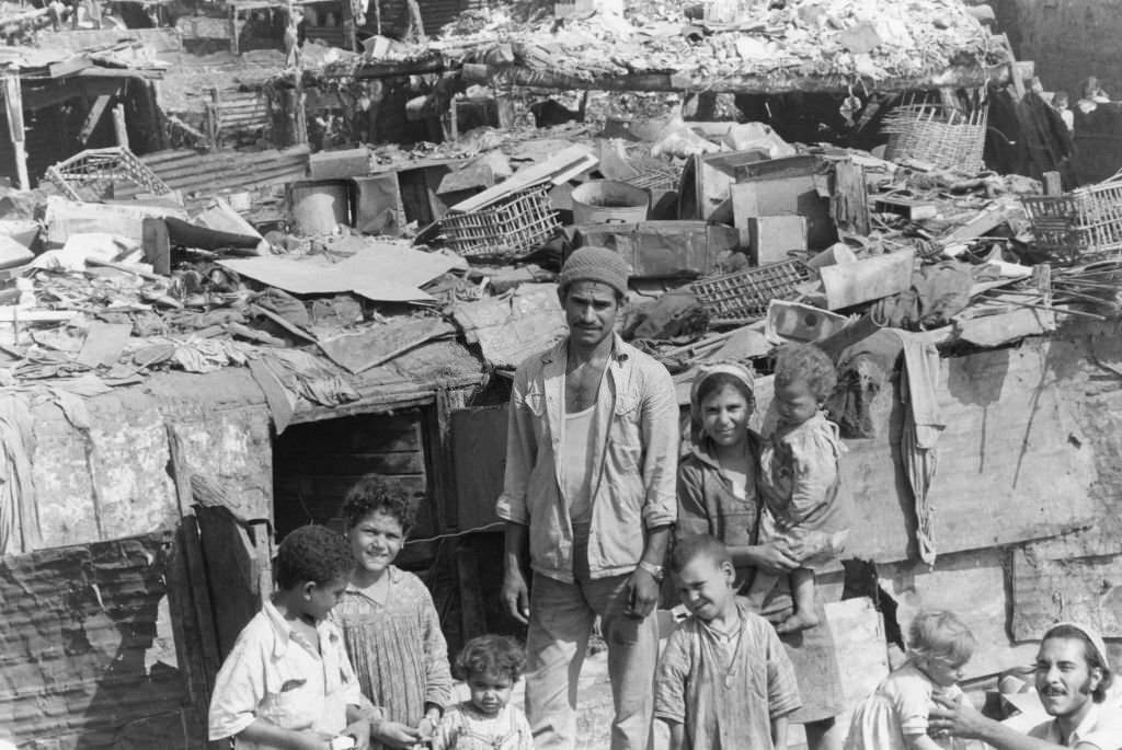 #91 A family of scavengers living in a Cairo dump in May 1979.
