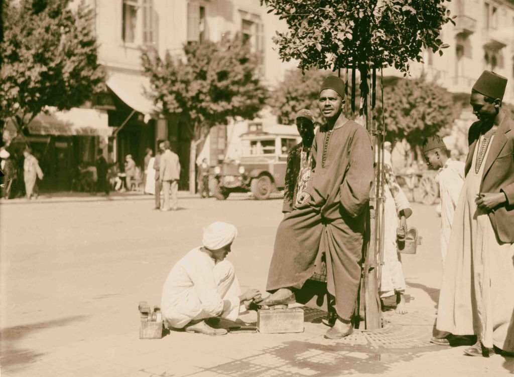 #196 Shoe-black of Cairo, 1900.