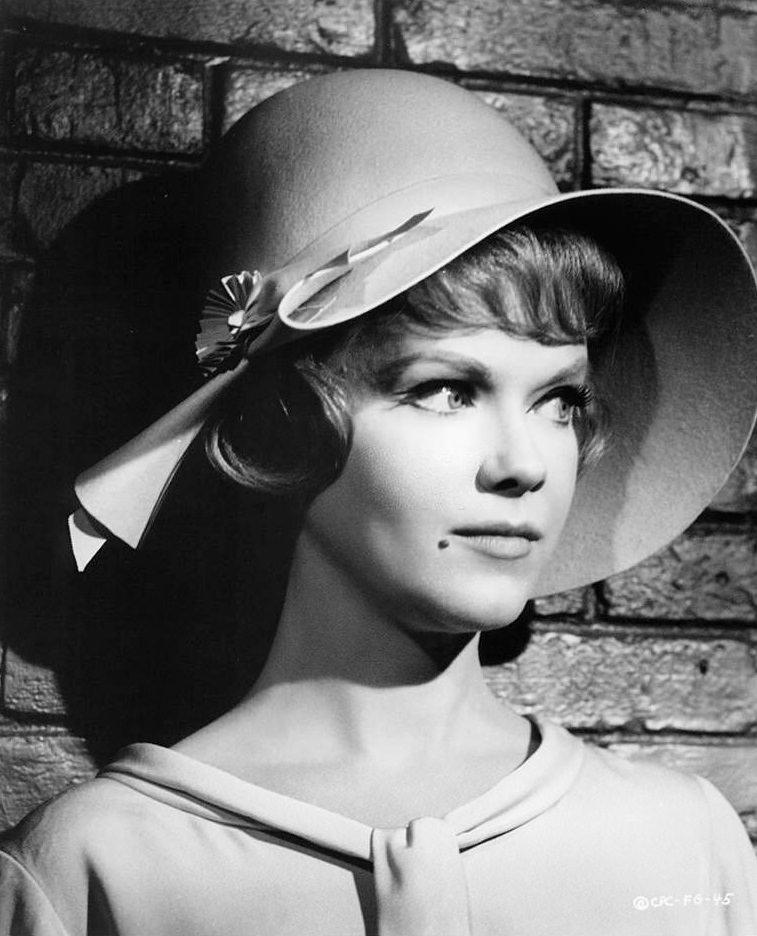Anne Francis in a scene from the film ‘Funny Girl’, 1968.