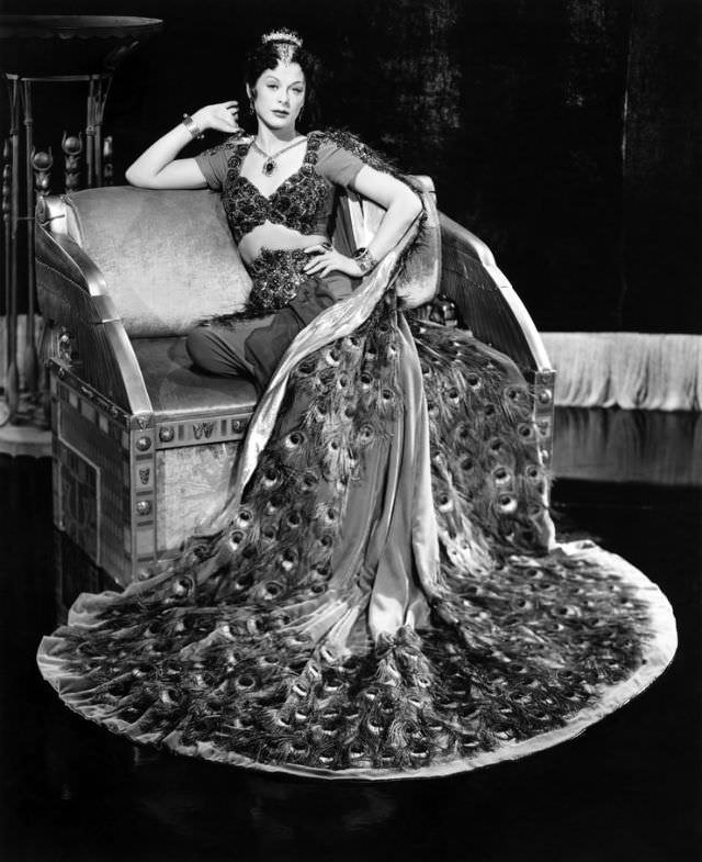 Gorgeous Photos of Hedy Lamarr in Beautiful Costumes during the Filming of &;Samson and Delilah (1949)&;