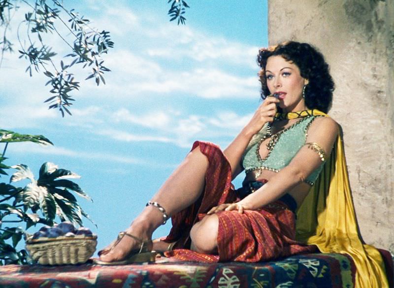 Gorgeous Photos of Hedy Lamarr in Beautiful Costumes during the Filming of &;Samson and Delilah (1949)&;