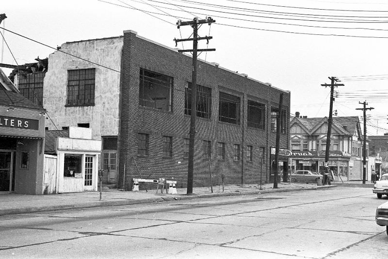 #19 NW corner of Broadway and W Marie St. NE corner to the right. Walter’s Liquor store to the left, Hicksville, New York, 1967