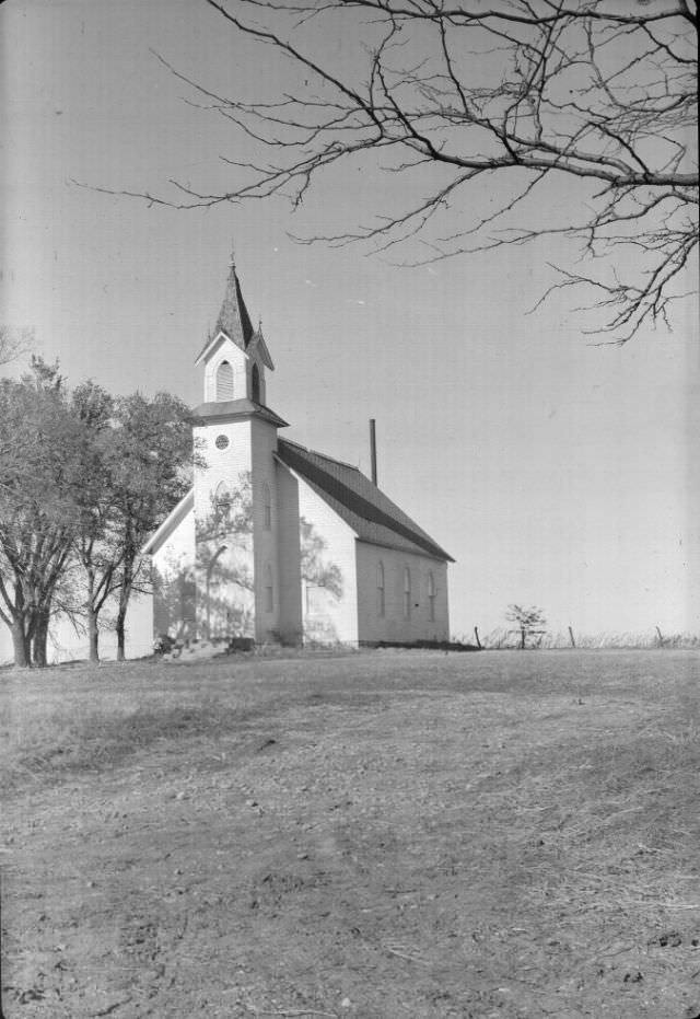 #25 Wellman Church, Kansas, November 1947