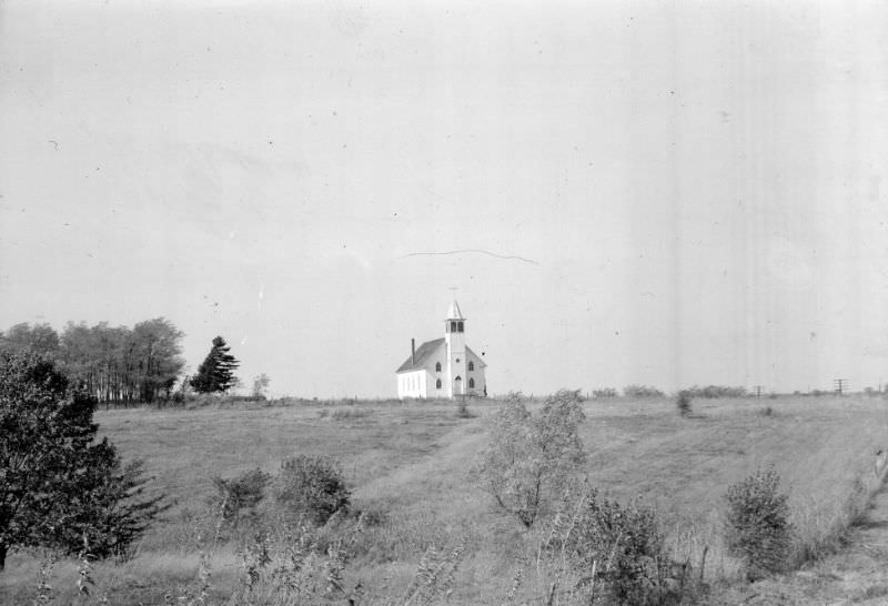 #32 Kansas Church, Douglas County, 1949
