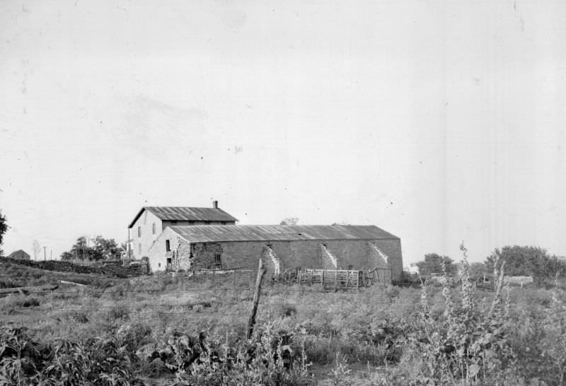 #36 Stone barn, somewhere near Lawrence, Kansas, 1949