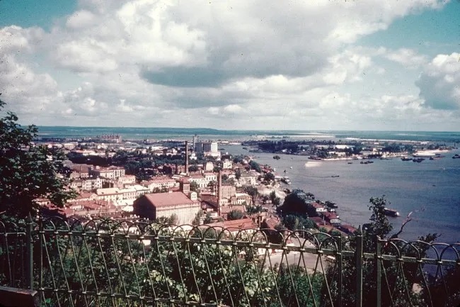 #15 View to Podol, 1960