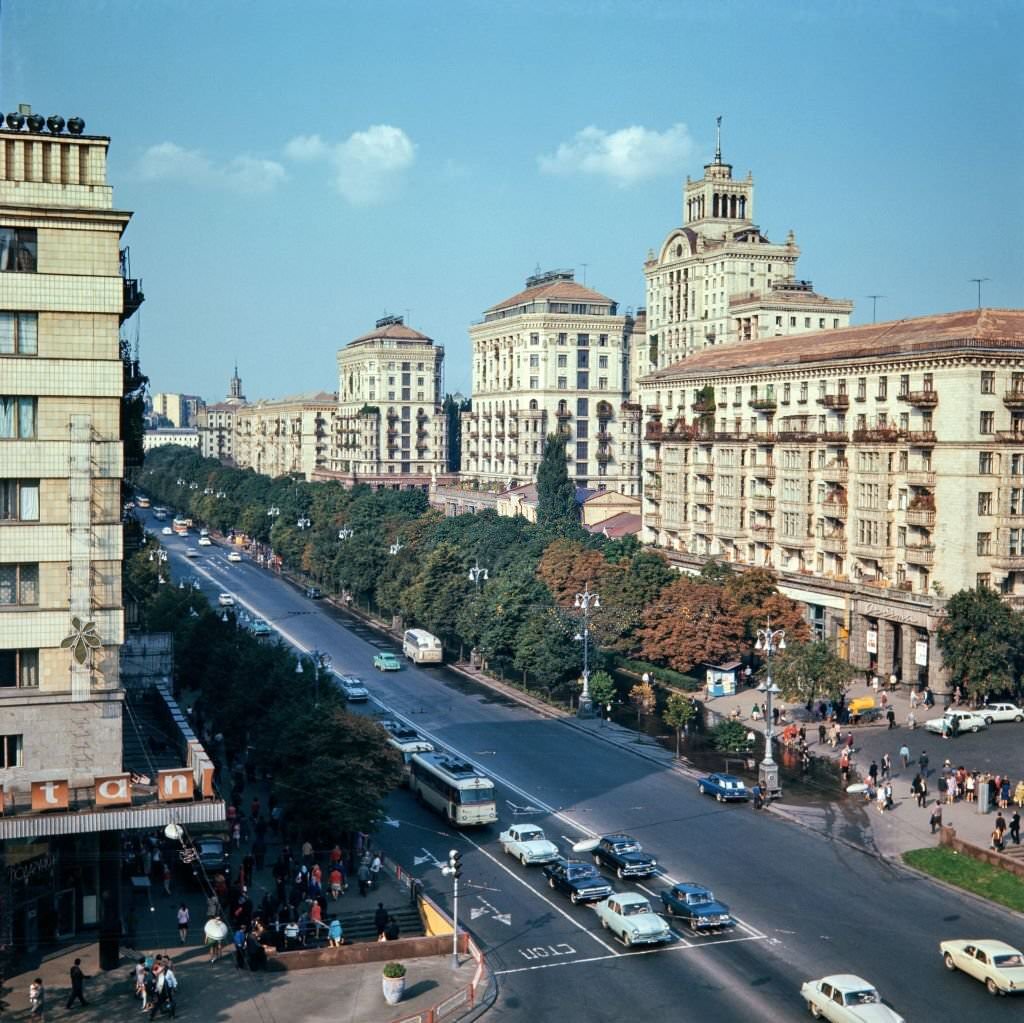 #22 Khreshchatyk Street, the largest street in Kyiv, 1976