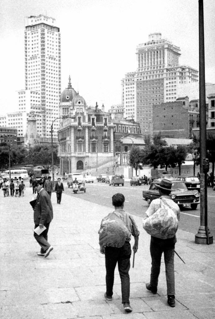 #27 The ‘maletillas’, aspirants to bullfighters, look for an opportunity, 1964, Madrid, Spain.