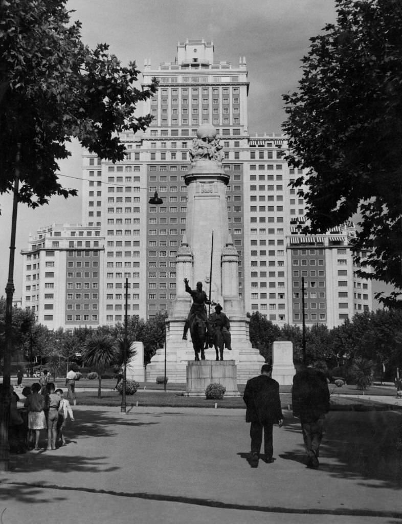 #6 The monument to Cervantes, Madrid, 1960s
