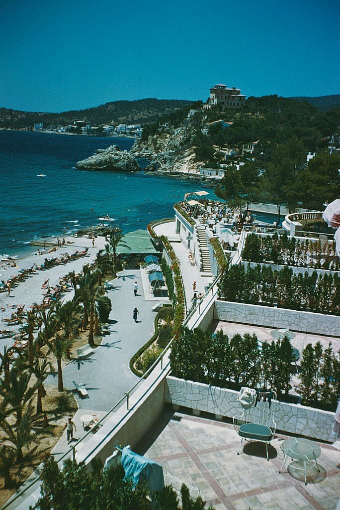 #27 Hotel Nixe Palace, 1958