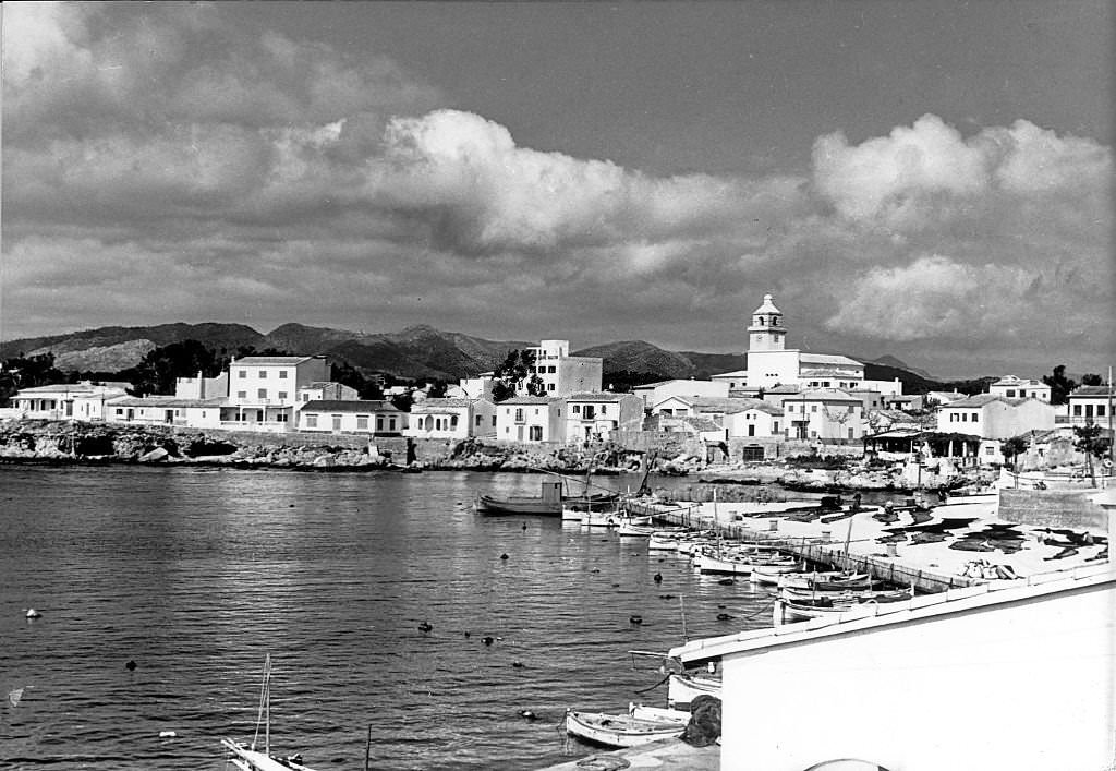 #58 View of the fishing village of Cala Ratjada in Mallorca, 1958