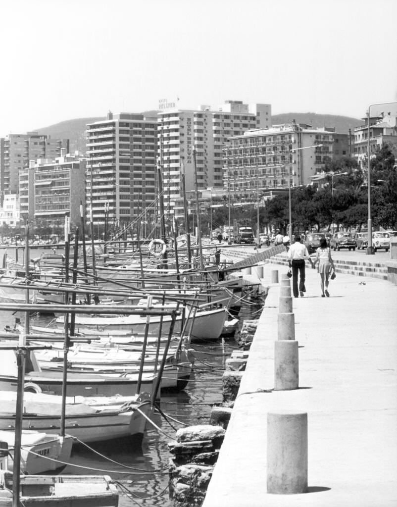 #20 The port of Palma de Mallorca, 1972