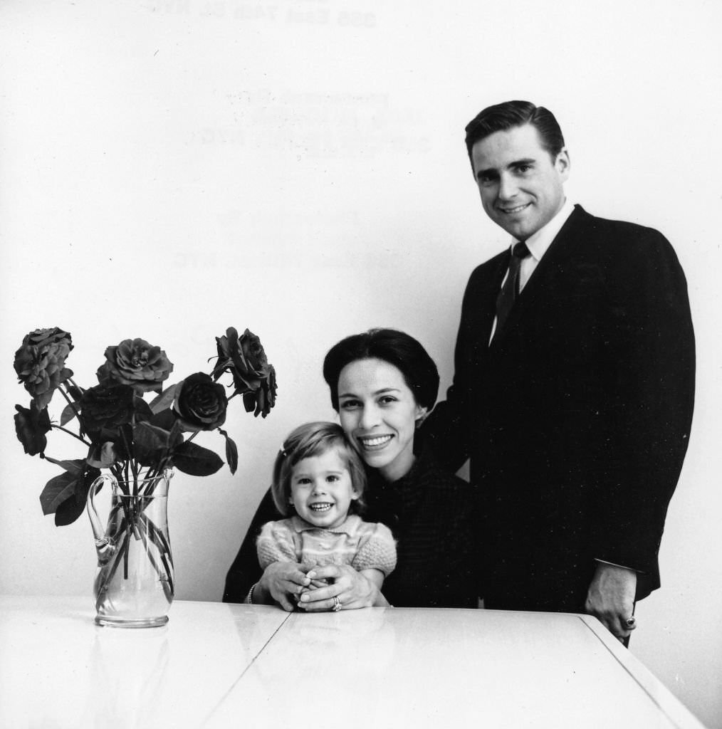 #40 Maria Tallchief with her husband Henry Paschen and daughter Elsie in May 1961.
