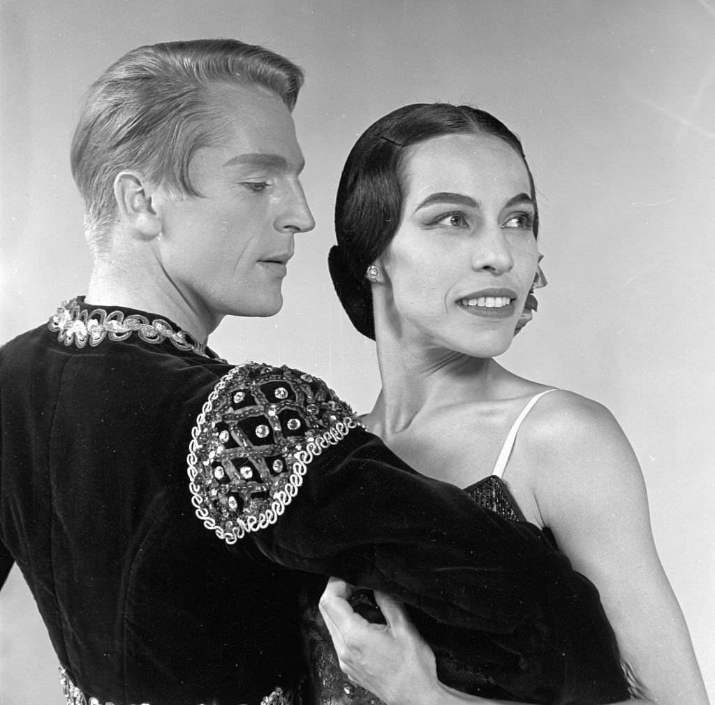 #44 Maria Tallchief and Erik Bruhn in “Black Swan” photographed at Jacob’s Pillow in 1961.