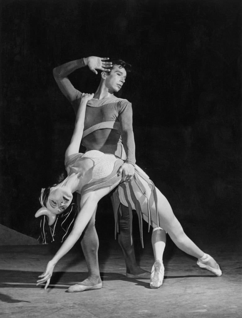 #101 Maria Tallchief and Mexican dancer Nicholas Magallanes performing as ‘Eurydice’ and ‘Orpheus’ in Balanchine’s neoclassical ballet ‘Orpheus’, at the New York City Ballet, 1948