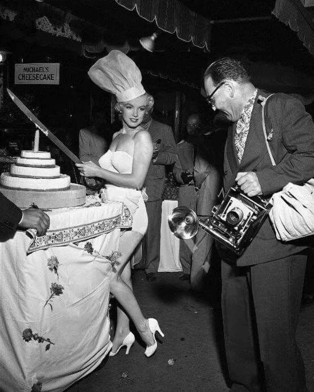 Marilyn Monroe Crowned as &;Cheesecake Queen&; of the Year, 1952 Celebrities