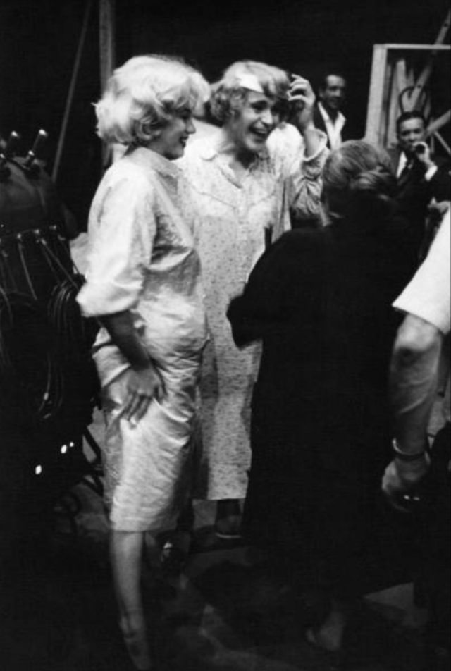 #7 Marilyn Monroe with drama coach, Paula Strasberg and Jack Lemmon, on the set of Some Like It Hot, September 1958.