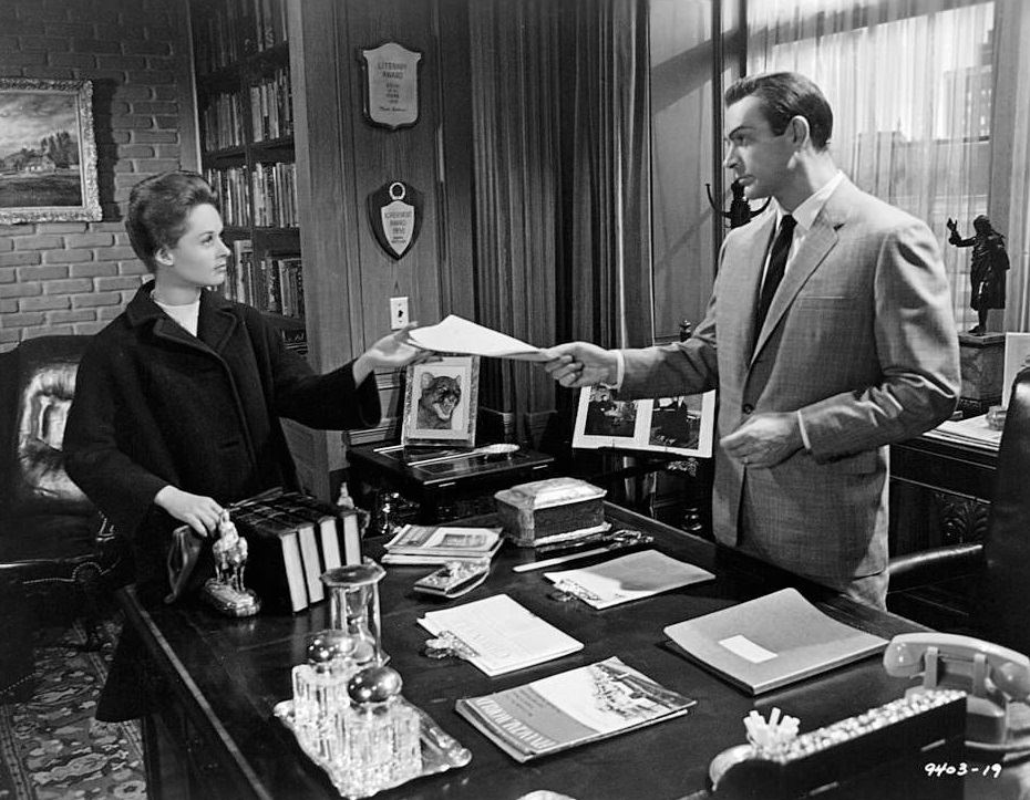 Sean Connery assures his wife Tippi Hedren he wants to do everything possible to help her overcome her strange fears in ‘Marnie’, 1964.