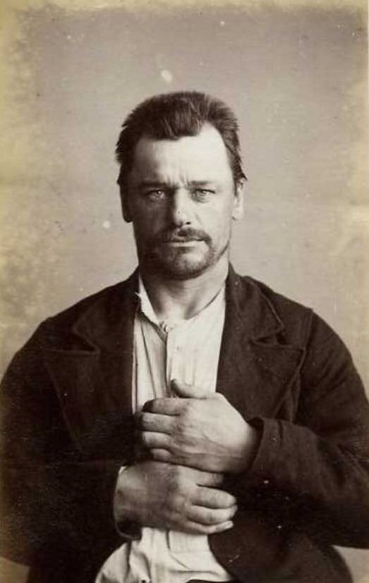 #25 Douglas Hampton, alias Hamilton/Walter Johnston (b. 1860, England).