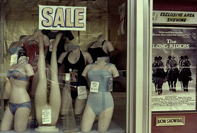 #10 Sale!, New York, 1980