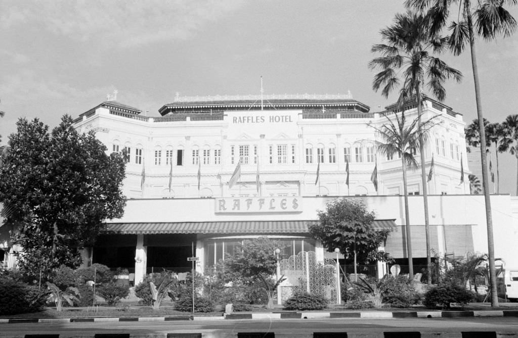 #6 The Raffles Hotel in Singapore, 1988
