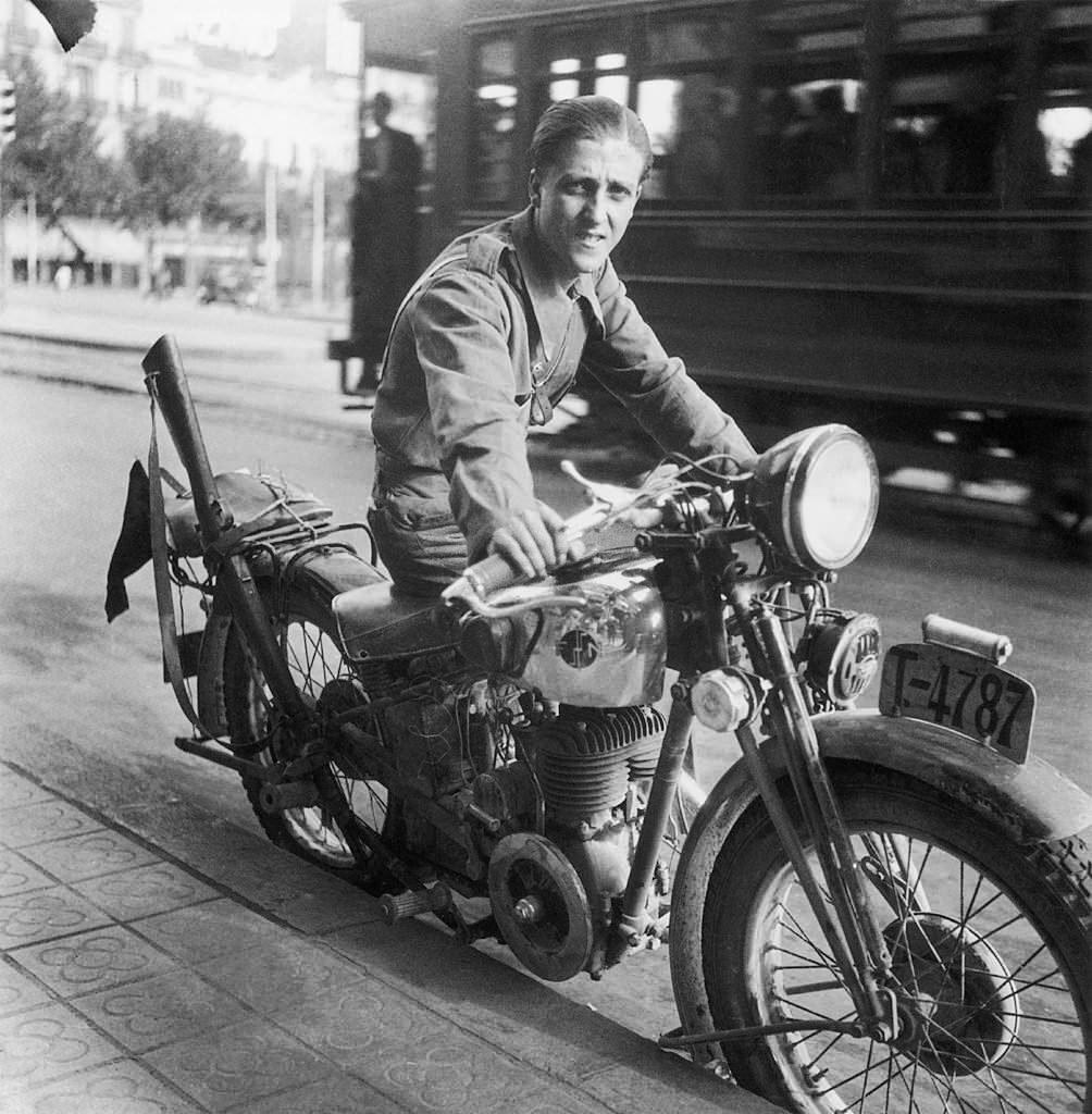 #141 A Militiaman in the Spanish Civil War Between 1936 And 1939.