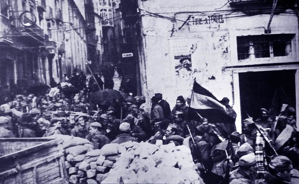 #39 Entry of nationalist forces to the city of Teruel.