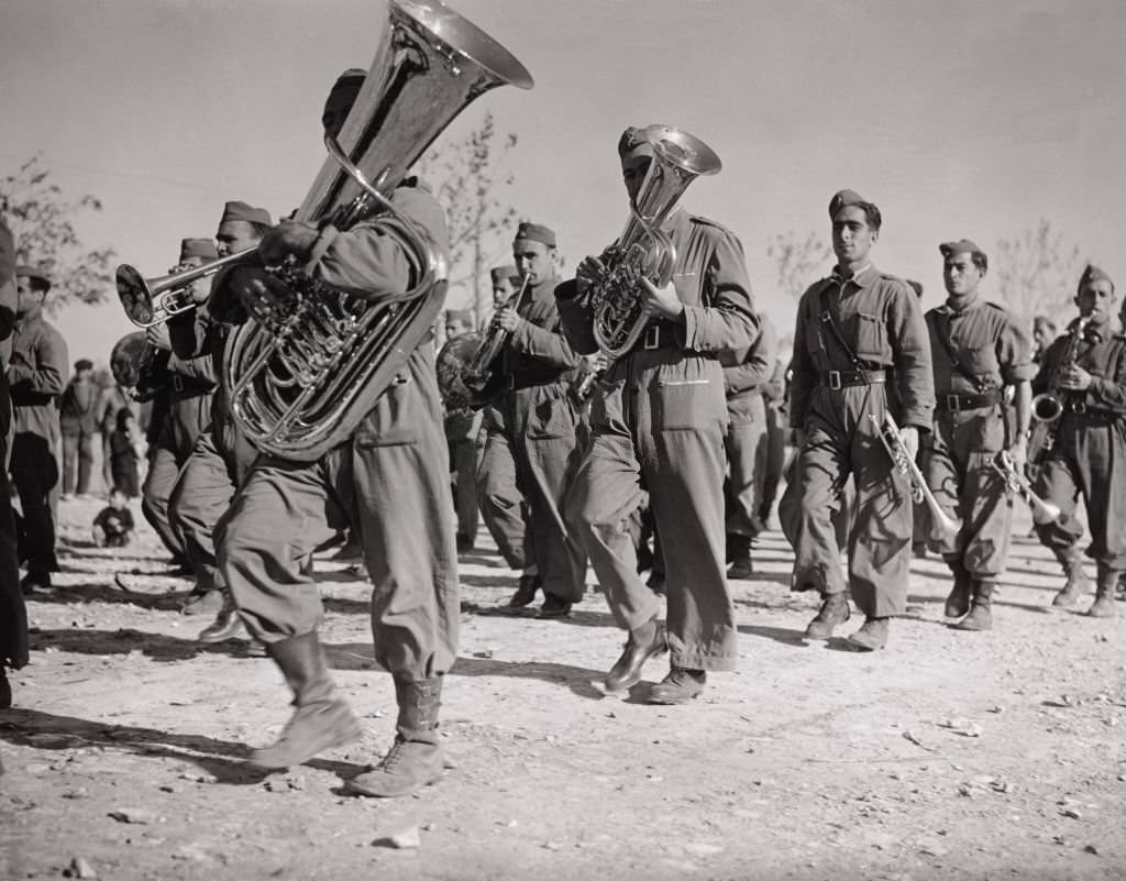 #75 Marching to the trenches, Spanish Civil War, January 1939